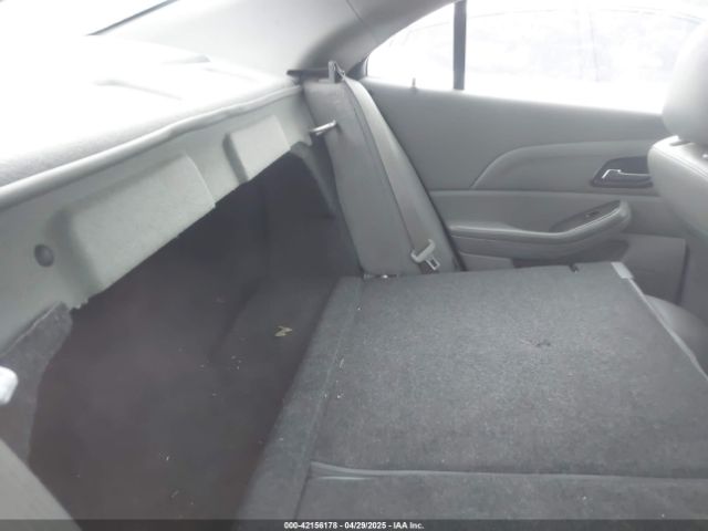 1G11D5SL5FF330664 Chevrolet MALIBU 2LT