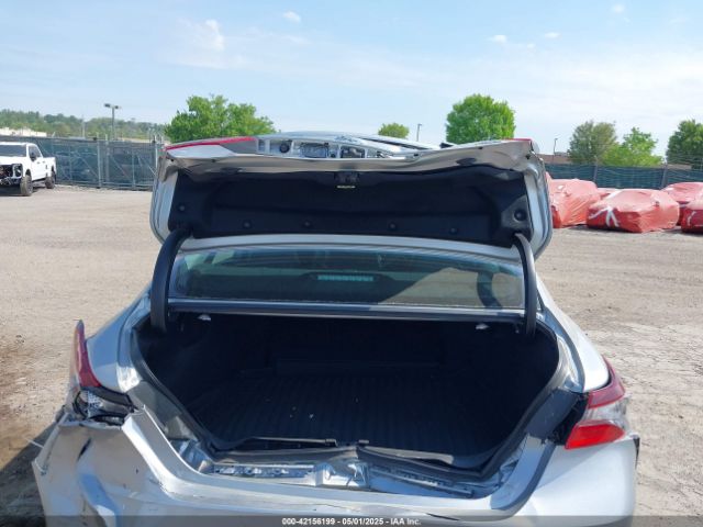 4T1G11BK4MU033349 Toyota Camry Se Awd