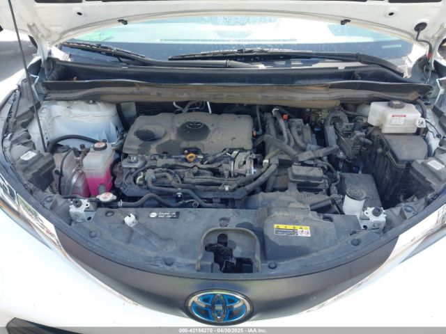 5TDBRKEC8MS035577 Toyota SIENNA LE