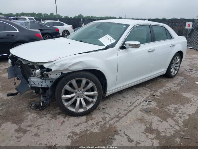 2019 CHRYSLER 300 2C3CCAEG1KH536281 Photo 1