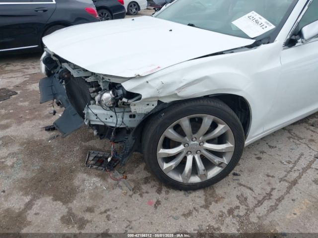 2019 CHRYSLER 300 2C3CCAEG1KH536281 Photo 5