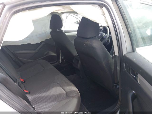 1VWAT7A31HC075505 Volkswagen Passat 1.8t S