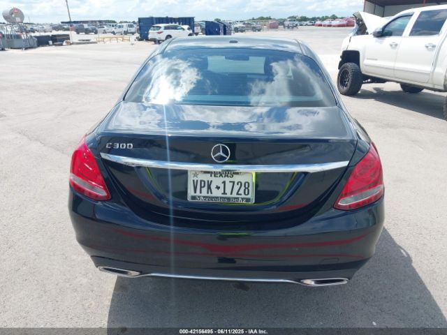 55SWF4JB3HU186757 Mercedes-Benz C 300 Luxury/sport