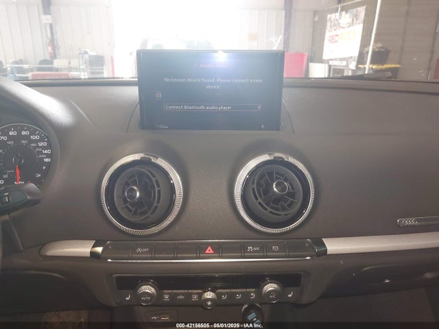 Audi 2019 2019 WAUAUGFF5K1010952 Image 21