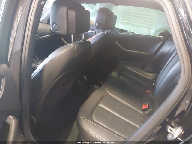 2019 AUDI A3 WAUAUGFF5K1010952 Photo 7