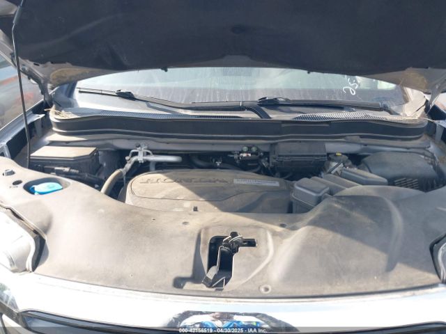 5FNYF5H99JB018095 Honda Pilot Touring