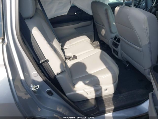 5FNYF5H99JB018095 Honda Pilot Touring