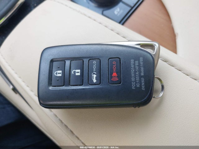 2T2BGMCAXGC005914 Lexus RX