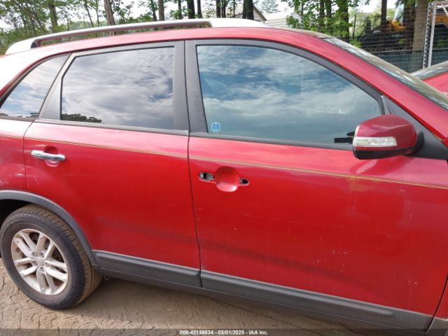 5XYKT3A66FG569118 KIA SORENTO LX