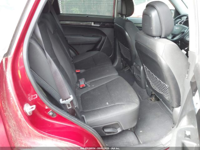 5XYKT3A66FG569118 KIA SORENTO LX