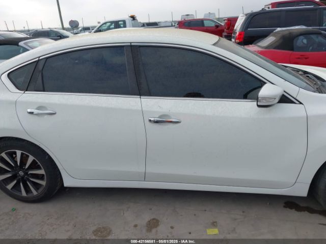 1N4AL3AP8JC180648 Nissan Altima 2.5 Sl
