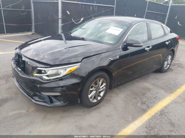 5XXGT4L38KG283588 KIA Optima Lx