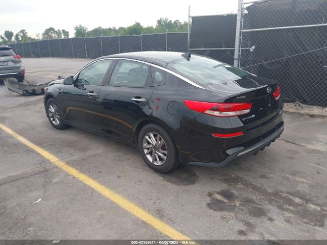 5XXGT4L38KG283588 KIA Optima Lx