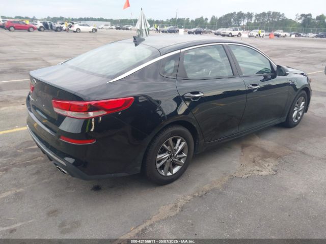 5XXGT4L38KG283588 KIA Optima Lx