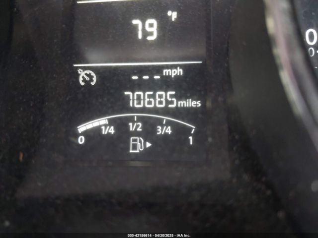 3VWDB7AJ0JM207494 Volkswagen Jetta 1.4t Se/1.4t Wolfsburg Edition