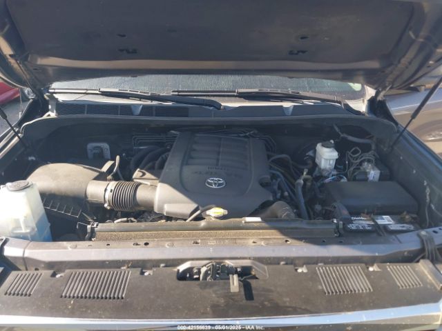 5TFRM5F10HX121218 Toyota Tundra Sr5 4.6l V8