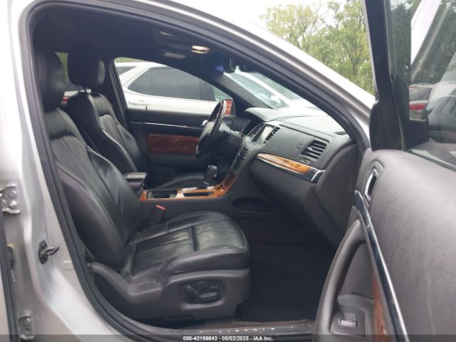 1LNHL9EK4EG612124 Lincoln MKS