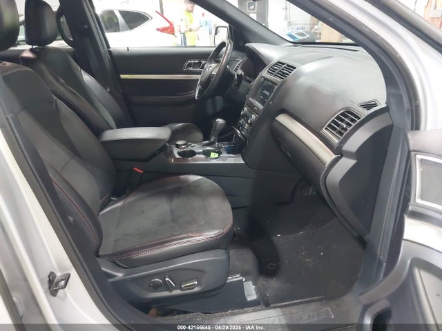 Ford EXPLORER XLT 2018 1FM5K8D82JGC46941 Image 5