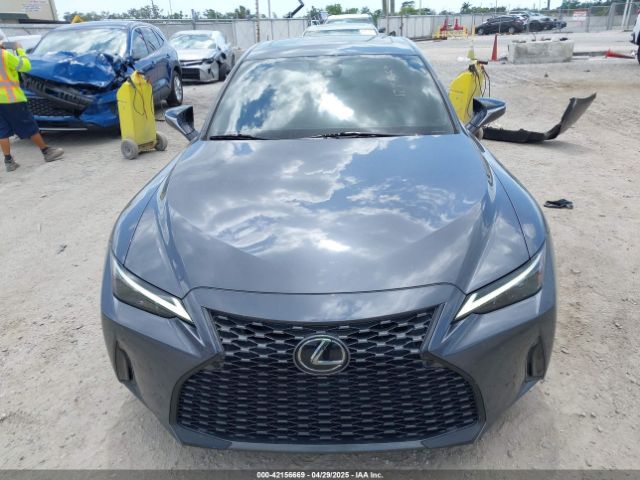 JTHCA1D25M5116300 Lexus IS 300