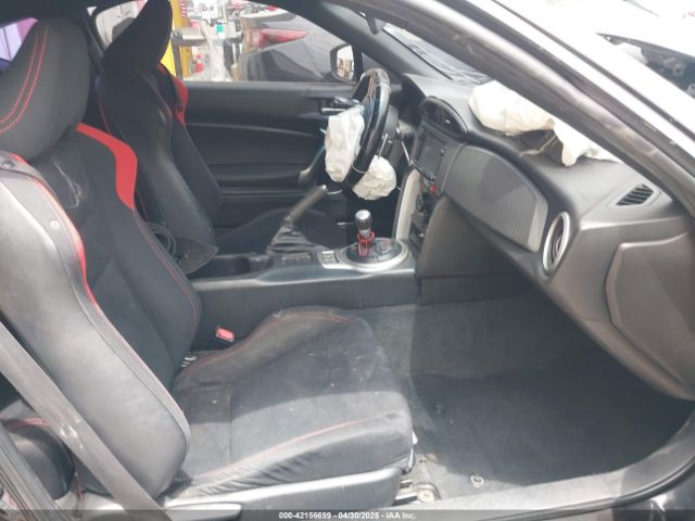 JF1ZNAA19F8700346 Scion FR-S