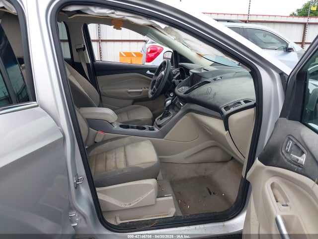 1FMCU9GX7EUA13672 Ford ESCAPE SE