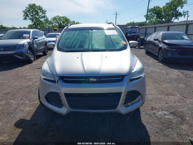 1FMCU9GX7EUA13672 Ford ESCAPE SE