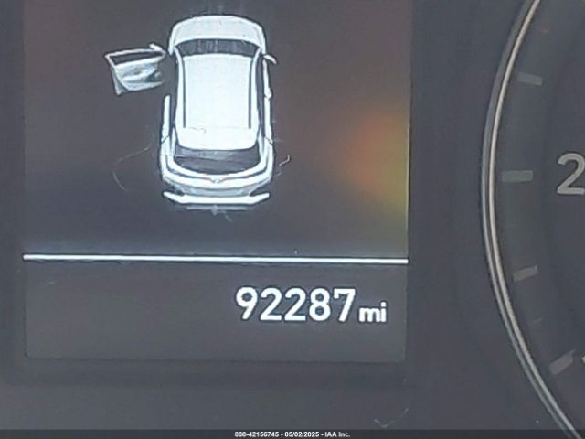 KM8K3CA58JU112854 Hyundai Kona Limited