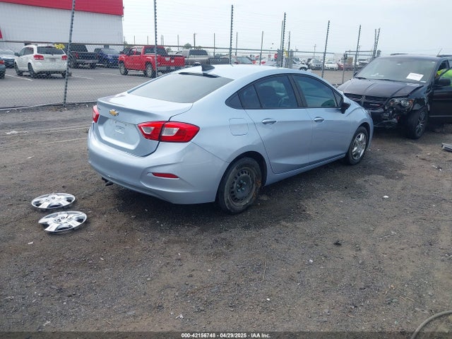 1G1BC5SM5J7132301 Chevrolet Cruze Ls Auto