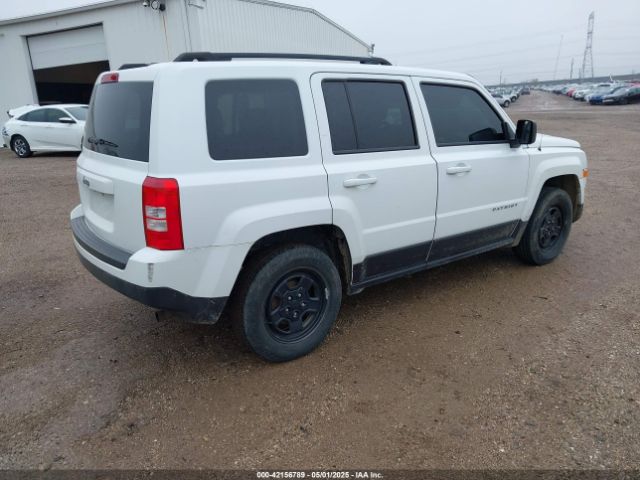 1C4NJPBA1GD547010 Jeep Patriot Sport