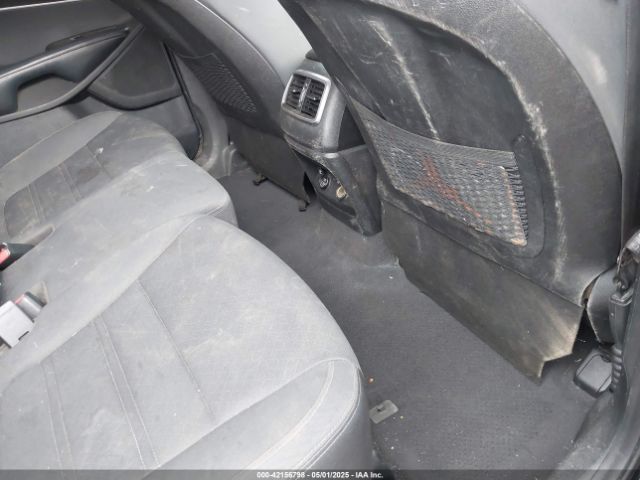 5XYPG4A30KG560480 KIA Sorento 2.4l Lx