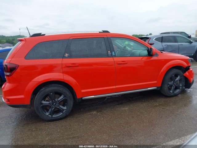 3C4PDCGB5KT868612 Dodge Journey Crossroad