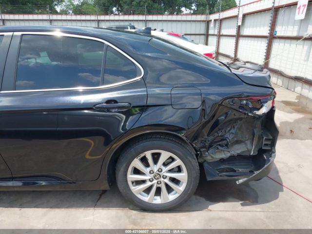 4T1C11AK3PU182887 Toyota CAMRY LE