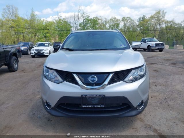 JN1BJ1CR5JW210830 Nissan Rogue Sport Sl