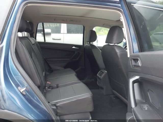 3VV2B7AX4KM127018 Volkswagen Tiguan 2.0t Se/2.0t Sel/2.0t Sel R-line/2.0t Sel R-line Black