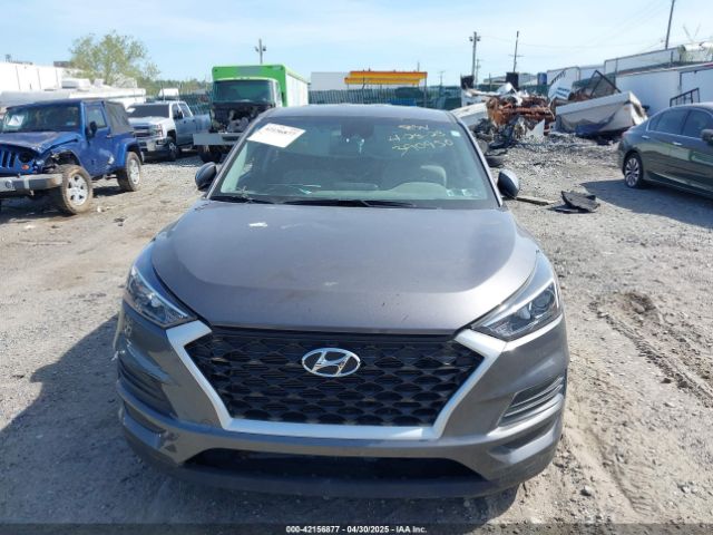 KM8J2CA49MU390950 Hyundai TUCSON SE