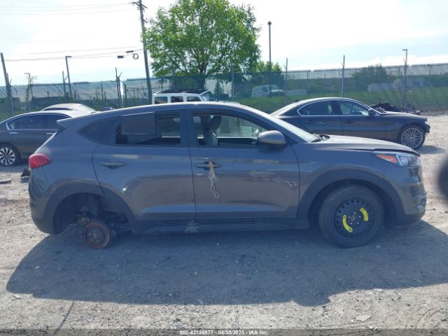 KM8J2CA49MU390950 Hyundai TUCSON SE