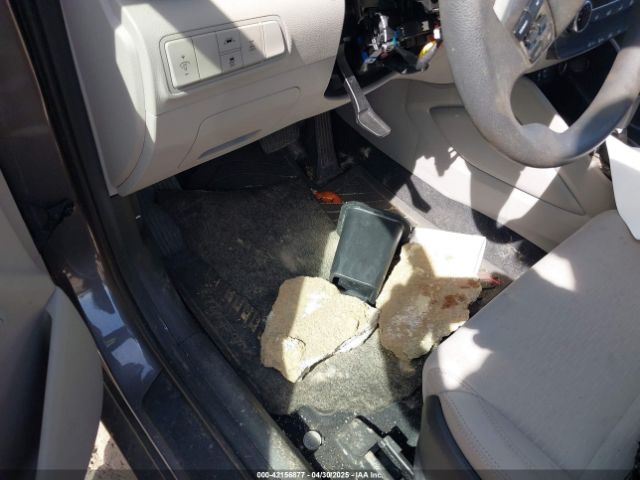KM8J2CA49MU390950 Hyundai TUCSON SE
