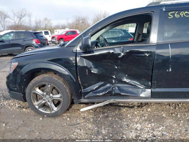 3C4PDDGGXGT209207 Dodge Journey Crossroad Plus