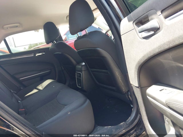 Chrysler 300 2019 2C3CCAAG4KH636929 Image 8