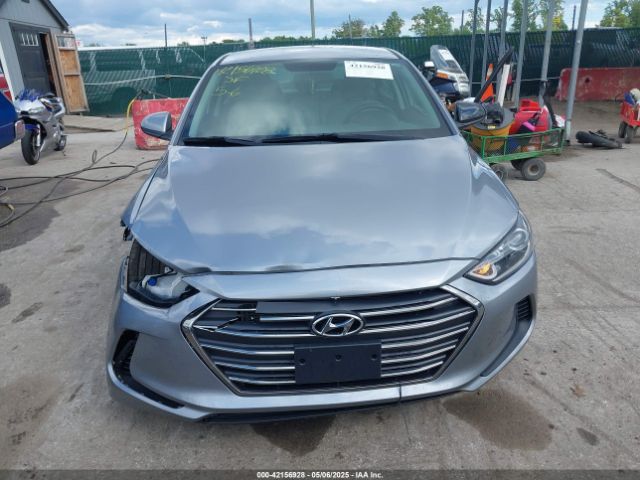 5NPD84LFXHH158569 Hyundai ELANTRA SE