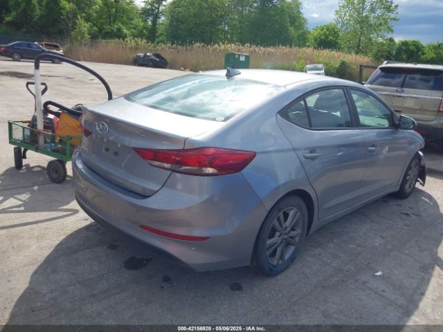 5NPD84LFXHH158569 Hyundai ELANTRA SE