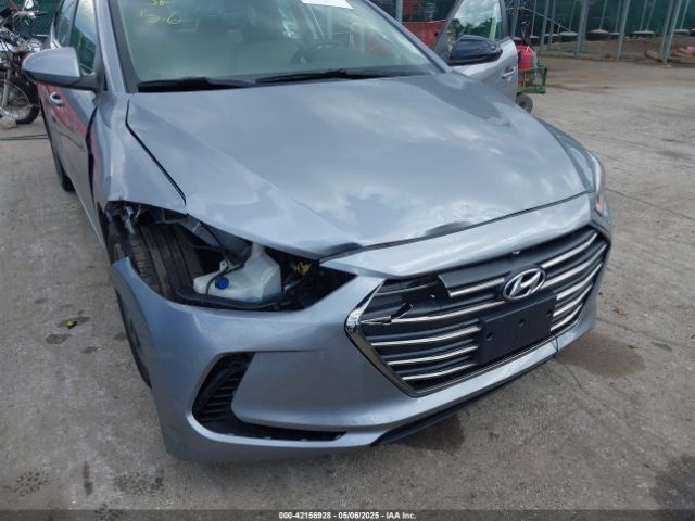 5NPD84LFXHH158569 Hyundai ELANTRA SE