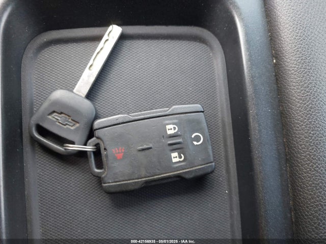 1GCVKREH8FZ225242 Chevrolet Silverado 1500 1lt