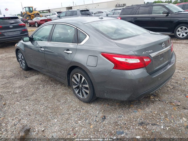 1N4AL3AP3HC282420 Nissan Altima 2.5 Sv