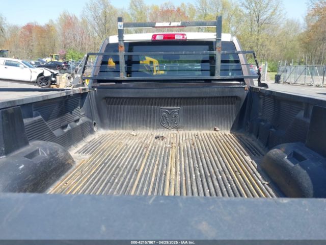 3C6JR6DG5LG133073 RAM 1500 Classic Tradesman  4x2 8' Box