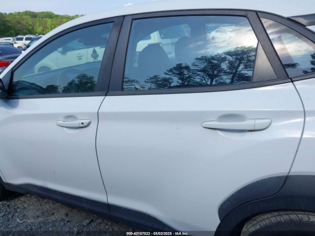 KM8K12AA3KU302852 Hyundai Kona Se