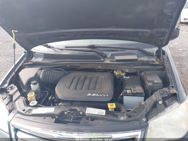 2C4RC1BG0ER461081 Chrysler Town & Country Touring