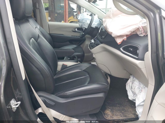 2C4RC1BG1PR547261 Chrysler Pacifica Touring L