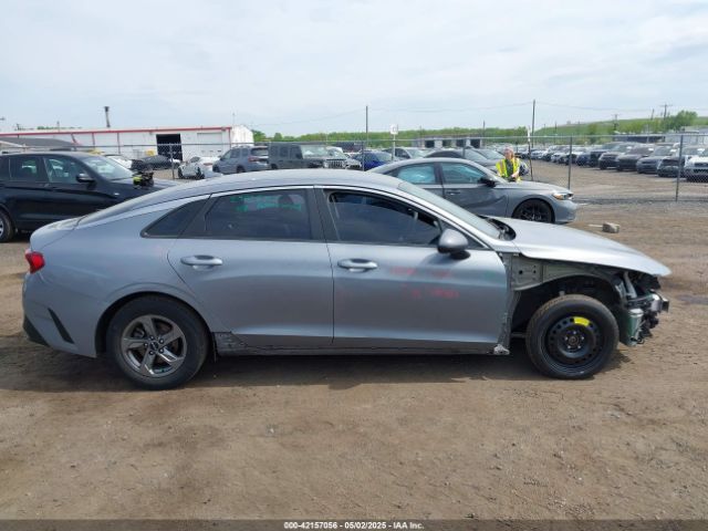 5XXG14J21NG122942 KIA K5 LXS