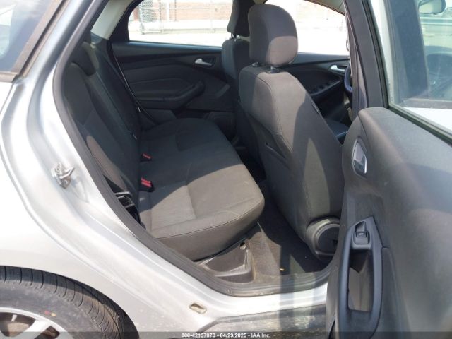 1FADP3F24GL244241 Ford FOCUS SE